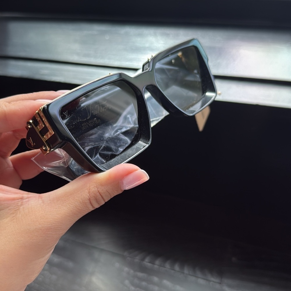 NWT Louis Vuitton 1.1 Millionaires Sunglasses - Picture 10 of 14